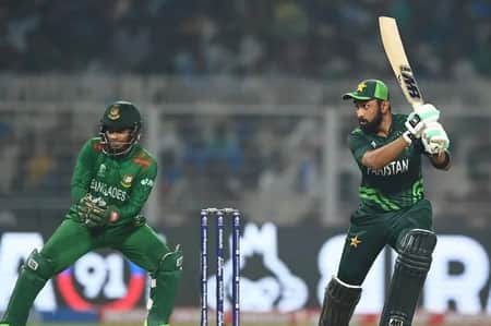 পাকিস্তানের কাছে বড় ব্যবধানে হারলো টাইগাররা
