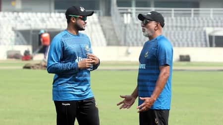 সাকিবের ইনজুরি নিয়ে যা বললেন কোচ হাথুরু