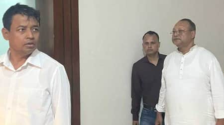 সাবেক সেনা কর্মকর্তা চৌধুরী হাসান সারওয়ার্দী গ্রেফতার