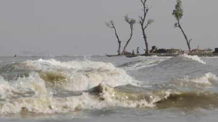 সাগরে আবারও লঘুচাপের আভাস