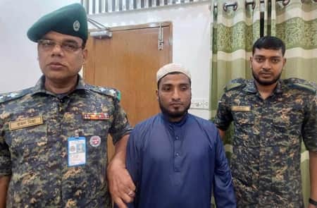পরিচয় গোপন করে পাসপোর্ট করতে এসে রোহিঙ্গা গ্রেফতার