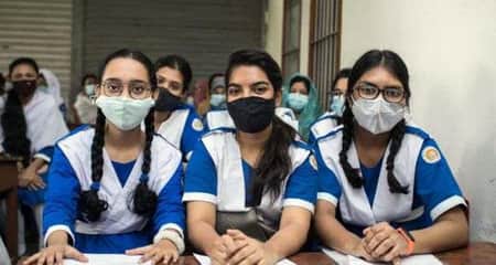 স্কুলে অর্ধবার্ষিক ও বার্ষিক পরীক্ষা আর থাকছে না অর্ধবার্ষিক ও বার্ষিক পরীক্ষা