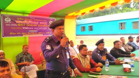 গাজীপুরে বাসা-ভাড়া বৃদ্ধি প্রসঙ্গে শিল্প পুলিশের মতবিনিময় গাজীপুরে বাসা-ভাড়া বৃদ্ধি প্রসঙ্গে শিল্প পুলিশের মতবিনিময় সভা