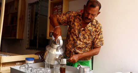 সেই জল্লাদ এখন চা-বিক্রেতা জল্লাদ