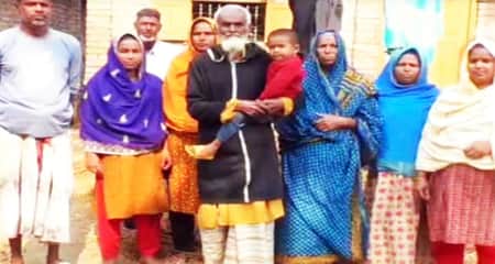 ৪৫ বছর ধরে ভাত না খেয়ে বেঁচে আছেন নাটোরের কুদ্দুস নাটোরের কুদ্দুস
