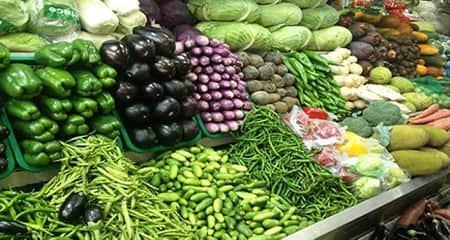হাত বদলেই সবজির দাম দ্বিগুণ সবজির দাম