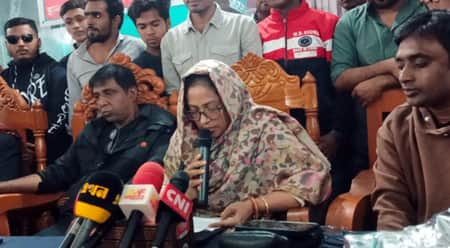 স্বামীকে সমর্থন জানিয়ে সরে দাড়ালেন স্বতন্ত্র প্রার্থী স্ত্রী