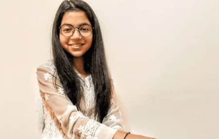 ১৬ বছরের কিশোরী শত কোটি রুপির মালিক
