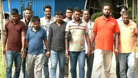 ডিবি পরিচয়ে ব্যাংকের গ্রাহকের অর্থ লুট করত তারা