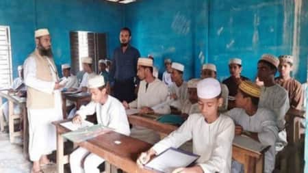 মাদরাসা শিক্ষকদের অষ্টম গ্রেডে বেতন পাওয়ার পথ খুলছে