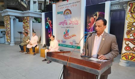 কবিতার শক্তি দিয়ে অন্যায়ের প্রতিবাদ করা যায়: পেয়ারুল ইসলাম