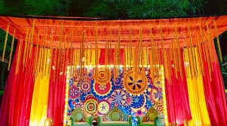 বরিশালে হলুদের অনুষ্ঠানে কনেকে প্রেমিকের চু.মু, তারপর যা ঘটলো হলুদের অনুষ্ঠানে