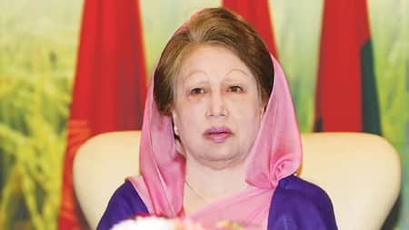 খালেদা জিয়ার শারীরিক অবস্থার অবনতি, নেওয়া হচ্ছে হাসপাতালে