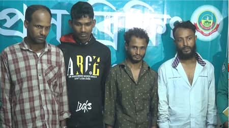 গাজীপুরে পুলিশের সোর্সের কব্জি কাটার ঘটনায় গ্রেপ্তার ৪
