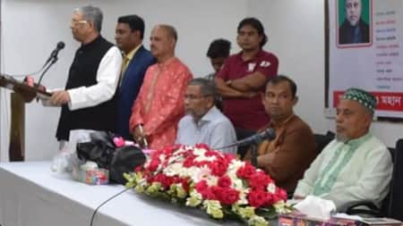 মুক্তিযোদ্ধাদের পাশাপাশি রাজাকারদের তালিকা করতে হবে : বাহাউদ্দিন নাছিম