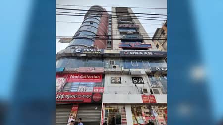 এবার কেয়ারি ক্রিসেন্ট প্লাজায় ১৮টি রেস্টুরেন্ট সিলগালা