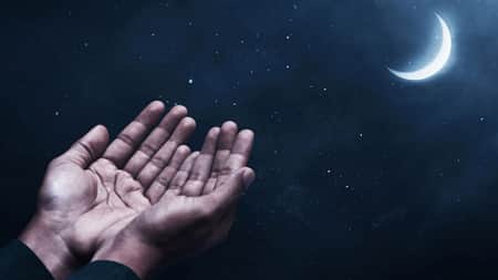 যে ব্যক্তিরা প্রথমেই জান্নাতে যেতে পারবে না praying-on-night