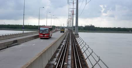 বঙ্গবন্ধু সেতুতে গত ২৪ ঘণ্টায় ৪৮ হাজার যানবাহন পারাপার