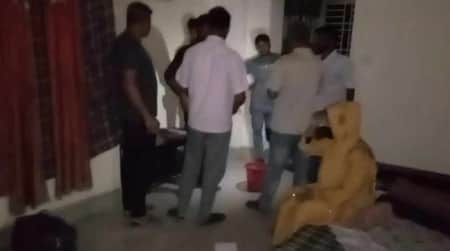 আবাসিক হোটেলে পুলিশের অভিযান, সাত নারীসহ ১২জন আটক Messenger_creation