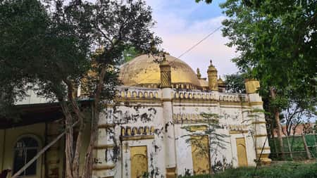 রহস্যঘেরা মসজিদ