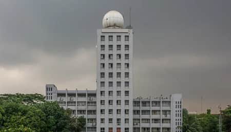 ঢাকাসহ যে ৭ জেলায় ৮০ কিমি বেগে ঝড়ের আশঙ্কা