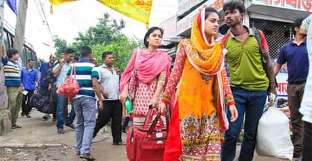 ঈদে ঢাকা ছেড়েছেন অর্ধকোটির বেশি সিমধারী dhaka