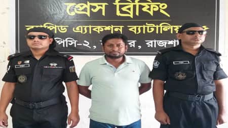 সেনাবাহিনীর ভুয়া নিয়োগপত্র দিয়ে হাতিয়ে নেন ১০ লাখ টাকা, র্যাবের হাতে ধরা