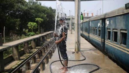 যশোর ও চুয়াডাঙ্গায় এতো বেশি গরম পড়ে কেন? hot weather