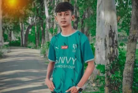 ফুটবল খেলতে গিয়ে হিট স্ট্রোকে কিশোর নিহত