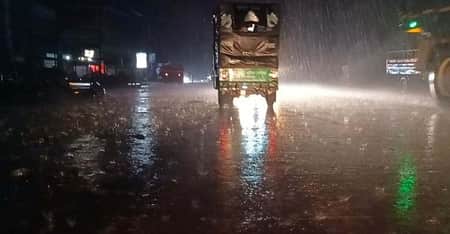 তীব্র দাবদাহের পর স্বস্তির বৃষ্টি