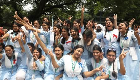 এসএসসির ফলাফলে সেরা ১০ স্কুল SSC