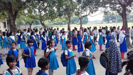 শিক্ষাপ্রতিষ্ঠানে শনিবারের ছুটি নিয়ে যা জানালেন শিক্ষামন্ত্রী School