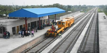খুলনা ও মোংলা রুটে ট্রেন