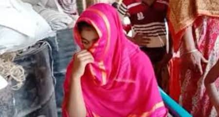 সন্ধ্যায় লুডু খেলতে তরুণীকে ডেকে নেয় যুবক Girls