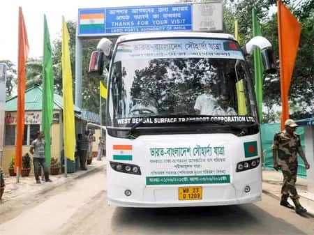 চট্টগ্রাম থেকে বাস যাবে কলকাতায়