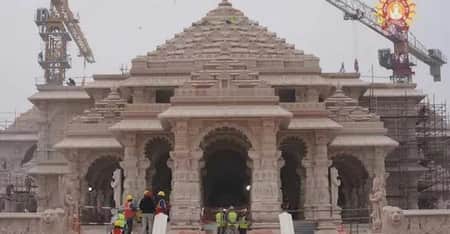 উদ্বোধনের ছয় মাস না পেরোতেই রাম মন্দিরে ফাটল mondir