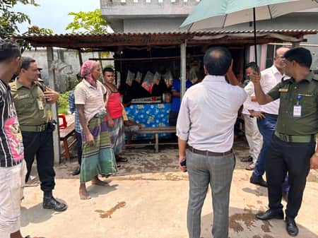 কালীগঞ্জে বাসস্ট্যান্ড প্রশাসনের উচ্ছেদের পর ফের দখল (3)