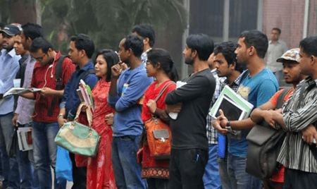 শিক্ষাজীবন শেষ করেও বেকার ৬৬ শতাংশ তরুণ