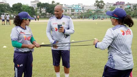 বাংলাদেশ নারী দল