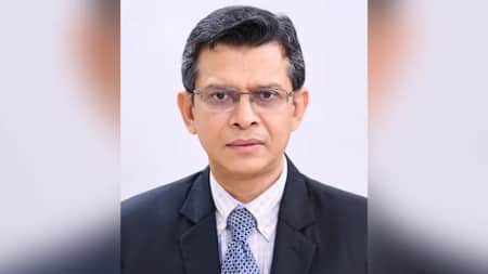 minister