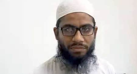 খুতবায় আ.লীগের জুলুম নিয়ে বয়ান, চাকরি গেল ইমামের Emam