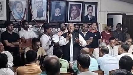 সেনাবাহিনীকে নিয়ে নেতাকর্মীদের যে অনুরোধ জানালেন গোপালগঞ্জের আ.লীগ সম্পাদক Gopalganj