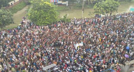 শেখ হাসিনাকে দেশে ফেরানোর দাবিতে টুঙ্গিপাড়ায় হাজারো জনতার মিছিল Gopalganj