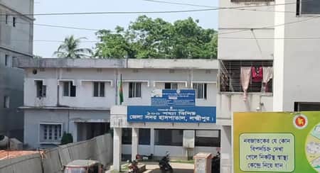 লক্ষ্মীপুরে ১০ দিনে সাপের কামড়ে আহত ১১২ জন Hospital