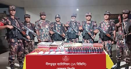 ৫ কোটি টাকার মা.দ.ক ও মালামাল ফেলে পালাল পাচারকারীরা Madok