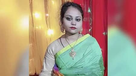 পরকীয়ায় বাধা দেয়ায় স্ত্রীর সঙ্গে অমানবিক কাণ্ড ঘটালেন গোলাম রাব্বানী