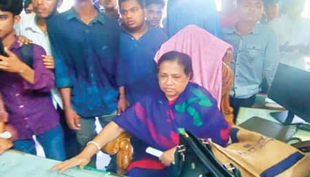 দুই শব্দে অধ্যক্ষের পদত্যাগ! Shukla Rani
