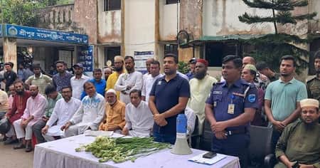 গাজীপুরে পুলিশকে জনগনের সেবক হিসেবে কাজ করার অনুরোধ Sripur-1
