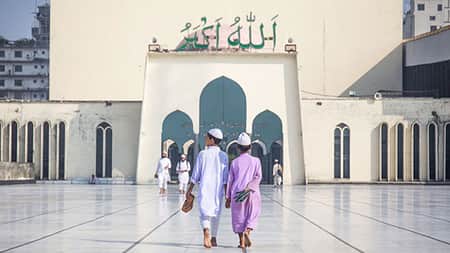 পায়ে হেঁটে জুমার নামাজে যাওয়ার বিশেষ ফজিলত jummah