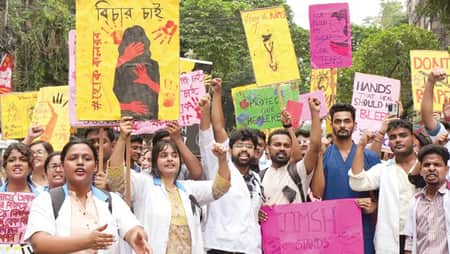 নারী চিকিৎসককে ধর্ষণ